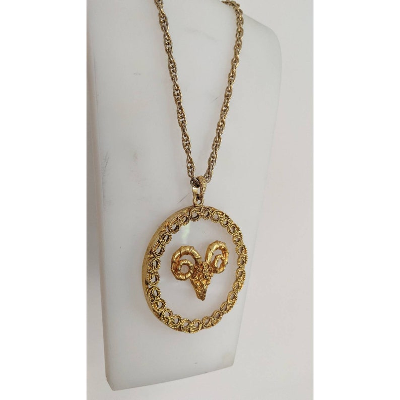 Vintage Goldtone Lucite late 1960s early 1970s Zodiac Pendant Necklace