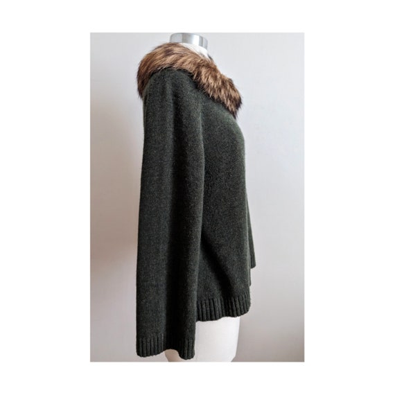 Vintage Carolina Herrera Wool and Cashmere Sweater - image 2