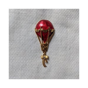 Vintage Pinback Pin