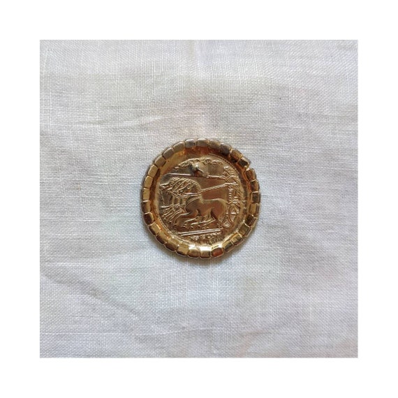 Vintage Goldtone Alexander Athena Great Pin w/ Rh… - image 5