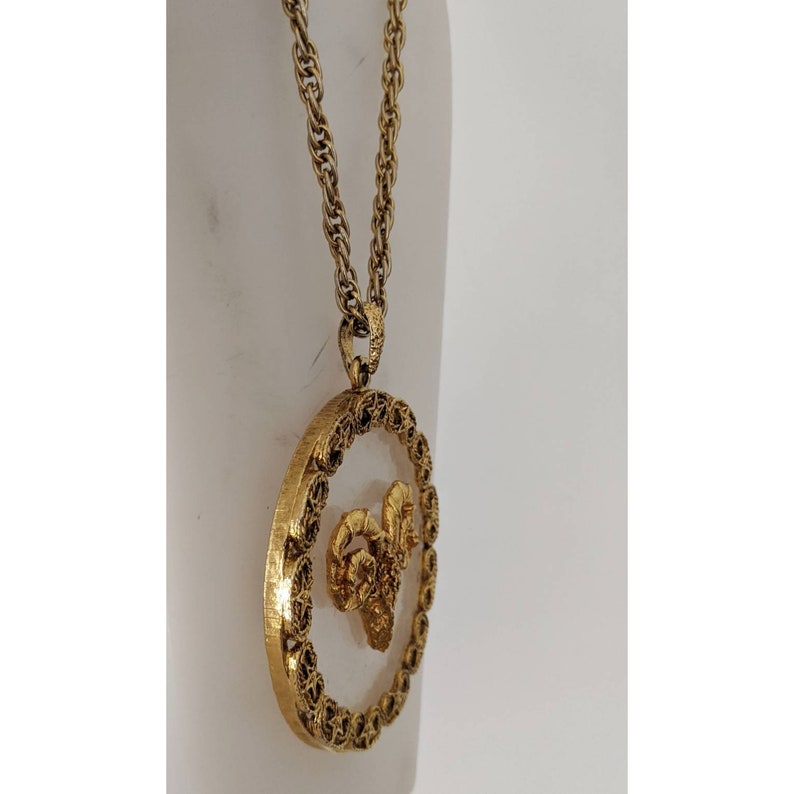 Vintage Goldtone Lucite late 1960s early 1970s Zodiac Pendant Necklace