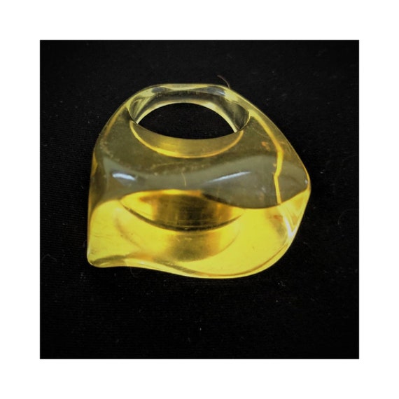 Vintage Lucite Ring