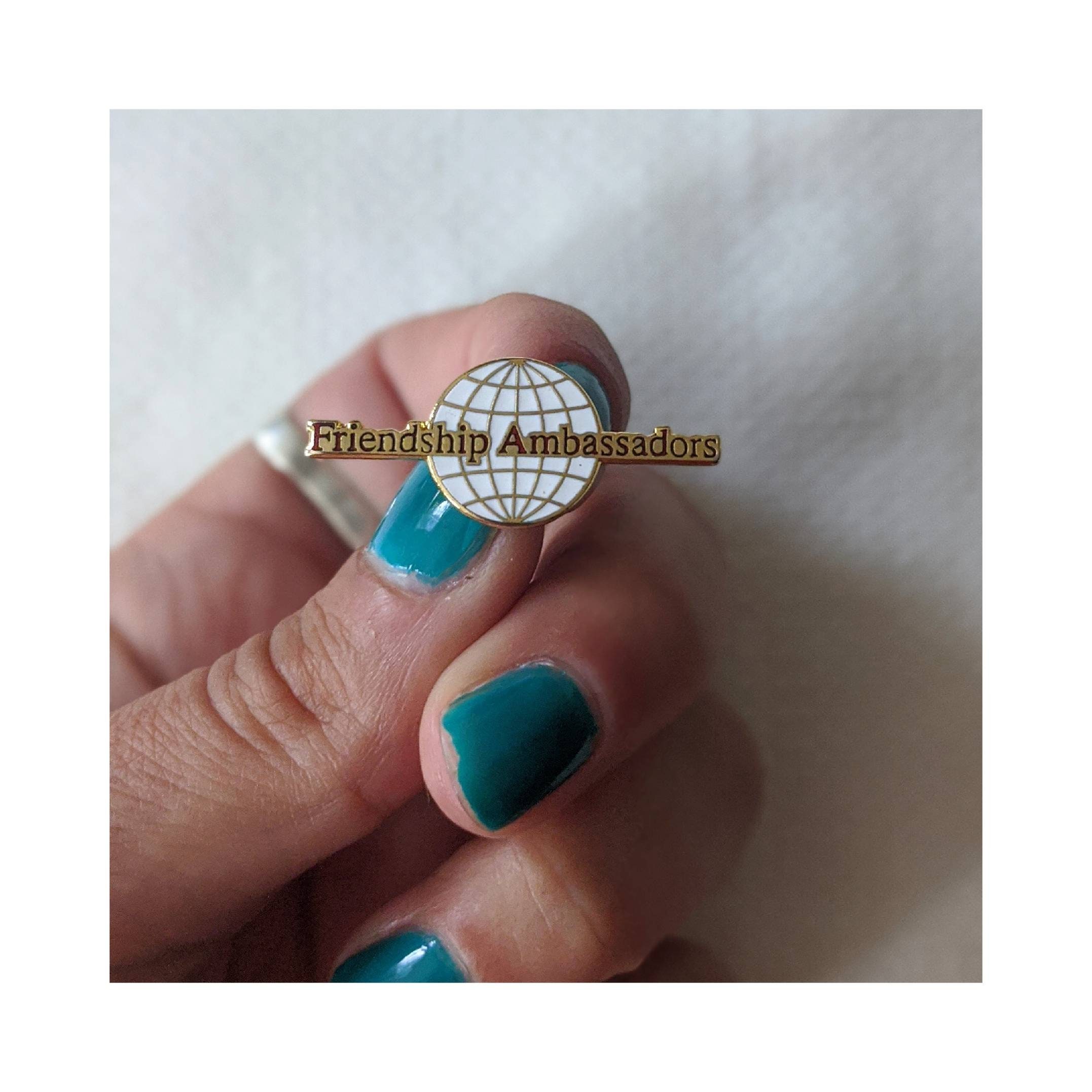 Vintage Enamel Pinback Pin - Etsy.de