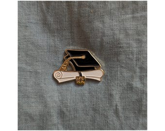 Vintage Graduation Cap Pinback Pin
