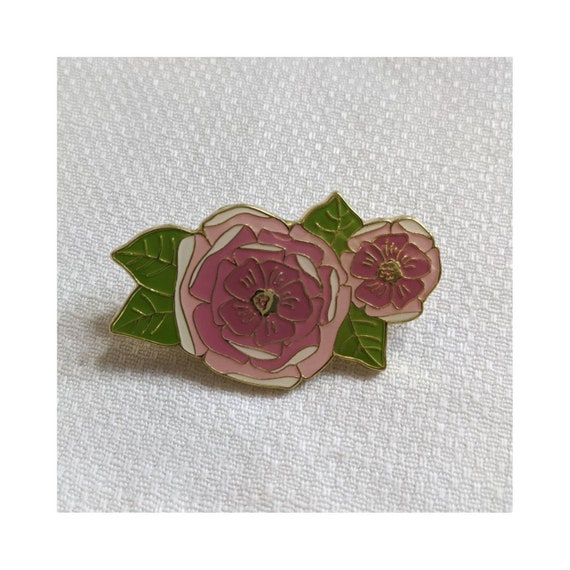 Vintage Enamel Flower Pin Gem