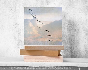 GRUES DANS LE CIEL DU SOIR Image d'animal sur toile en bois Impression d'art Oiseaux Coucher de soleil Nuages Décoration murale Style maison de campagne Style shabby chic vintage