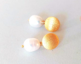 Echte Perlen Ohrstecker 925 Silber vergoldet, Ohrringe gold mit weißen Süßwasser Perlen