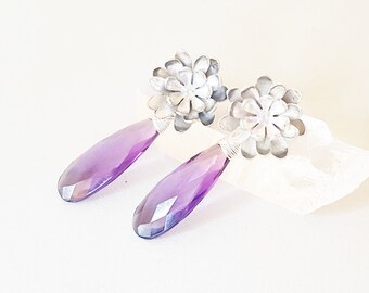 Blüten Ohrstecker mit Amethyst Briolettes, Unikat Edelstein Ohrringe