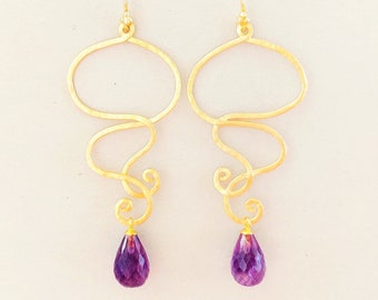 Amethyst Ohrringe gold, Boho Edelstein Ohrhänger vergoldet, Braut Ohrhänger lang