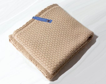 light baby blanket made of fine wool (merino) in beige / merinowool babyblanket