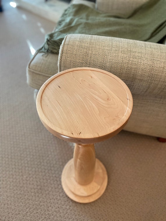 Tall pedestal accent table deals