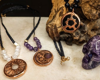 Necklace with sun, moon or star in amethyst, obsidian or rock crystal