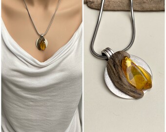 Wooden Jewelry Chain Pendant Wood with Yellow Amber on ZamakRing