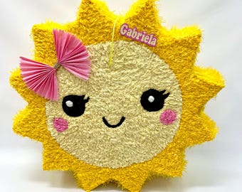 Sunshine piñata/You are my sunshine party
