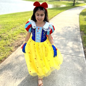 Snow White dress for girl / Princess Dress