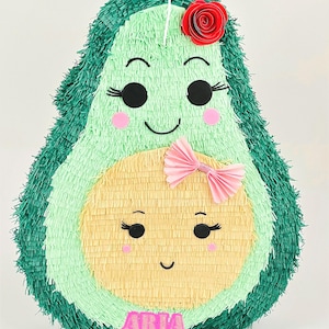 Avocado party piñata for baby shower/Piñata de agucate