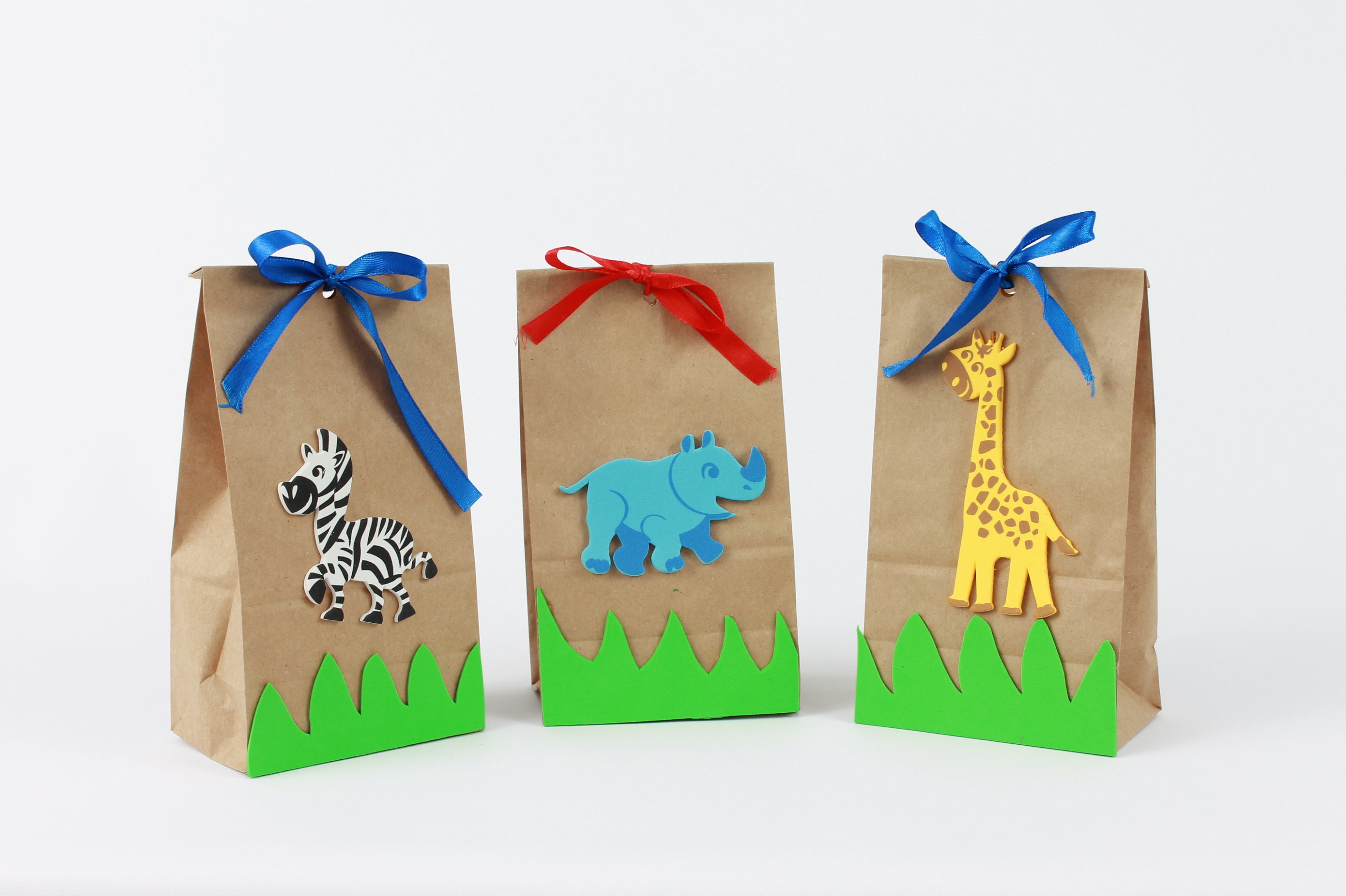 Zoo animals goody bags Zoo birthday party zoo animal party | Etsy