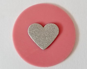 free choice of color large wax circle with heart