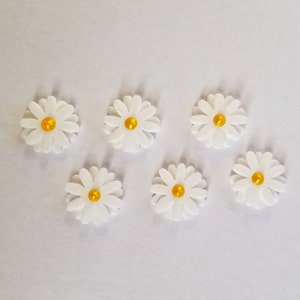 Daisies 6 wax flowers