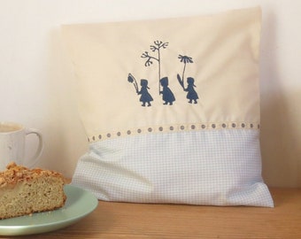 Embroidered cushion cover organic cotton 30x30 40 x 40 cm "Flower Children" blue customizable GOTS