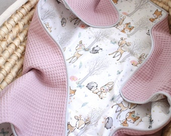 Ricama il tuo nome gratis! Coperta per bambini waffle piqué rosa scuro coperta per passeggino animali della foresta