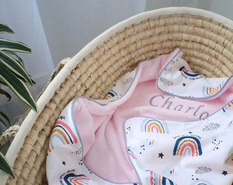 Name sticken ist kostenlos!!! Babydecke Kuscheldecke Baby  Kinderwagendecke  Decke Regenbogen Fleece rosa