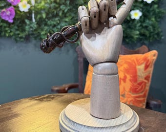 Articulated Hand Wand Display