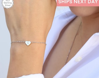 Winziges Herz Armband - Zierlicher Gold oder Silber Minimalistischer Liebes Schmuck, zartes Alltags Armband