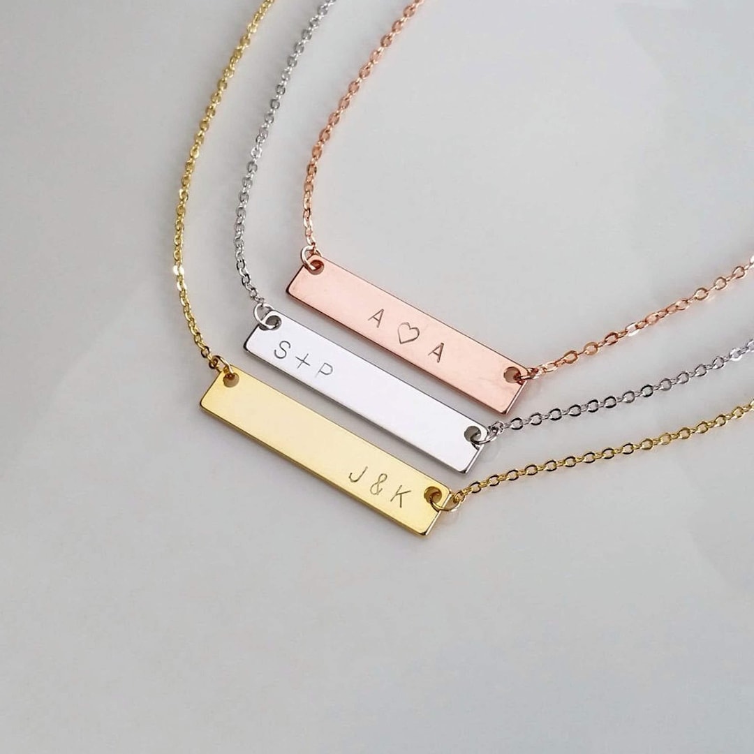 Collana con barra incisa in argento sterling 925, personalizzata con nome, iniziale e lettere