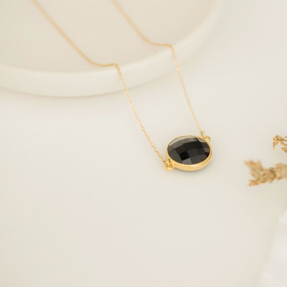 ブラックミニマリストネックレス 繊細なブラックペンダントネックレス：スターリングシルバーのミニマ