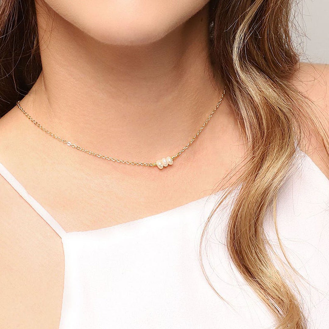 Simple Delicate Pearl Necklace Choker Necklace Minimalist Etsy