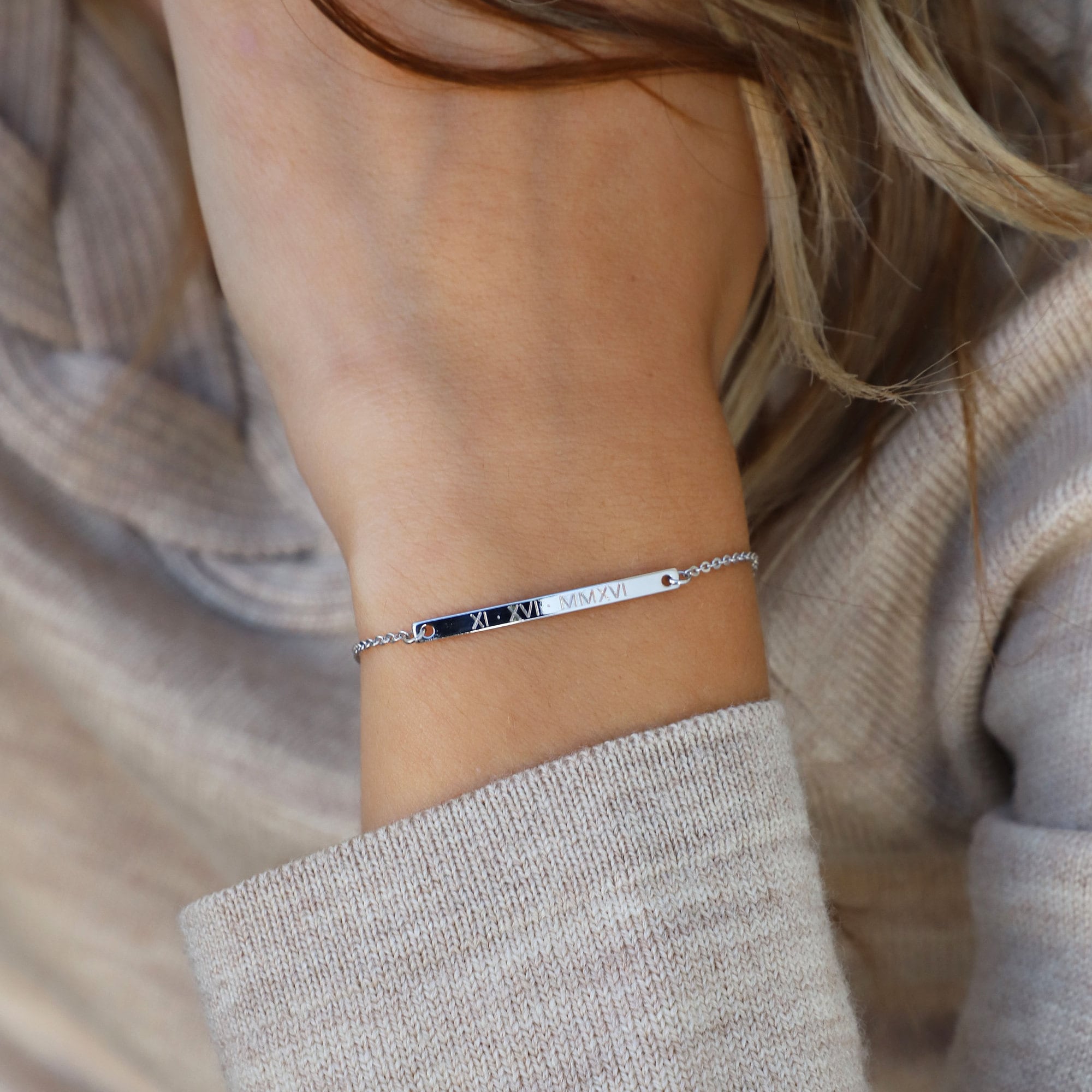 Engraved silver 2024 bracelets for womens