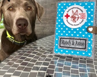 DRK Rettungshundestaffel XXL Hülle für das Dienstbuch und 3 EU-Heimtierausweise mit Herzchen in blau