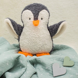 Penguin music box with melody of your choice