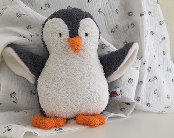 Kuscheltier Pinguin