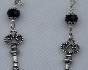 Earrings with key pendant and black glass bead ( 05 - 0069 )