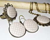 Vintage bronze Jewelryset made of fabric buttons grey