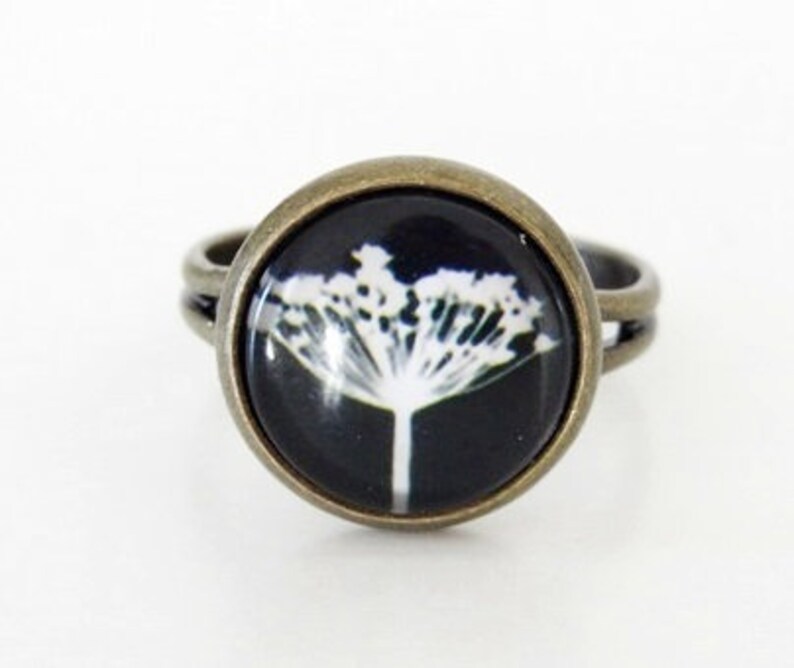 Ring weiße Pusteblume Glasring Cabochon Bronze Bild 1