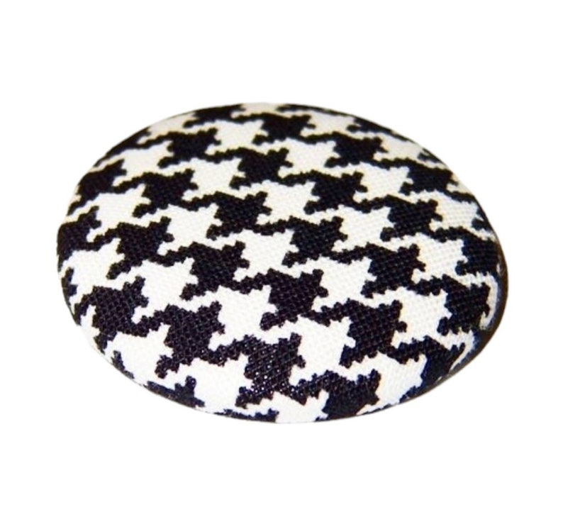 Fabric button 38 mm XL Houndstooth Pepita image 2