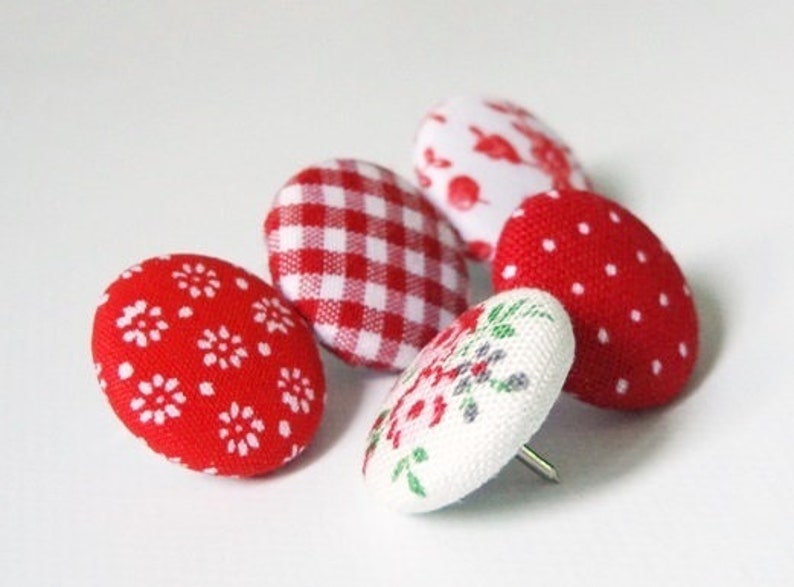 5 pin pins with fabric buttons Red mix image 3