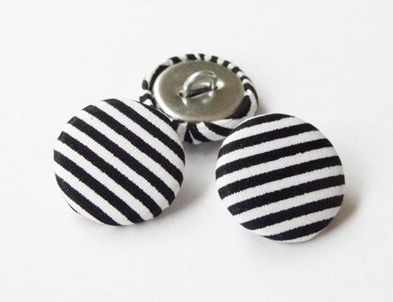 3 fabric buttons 23 mm stripes black image 3