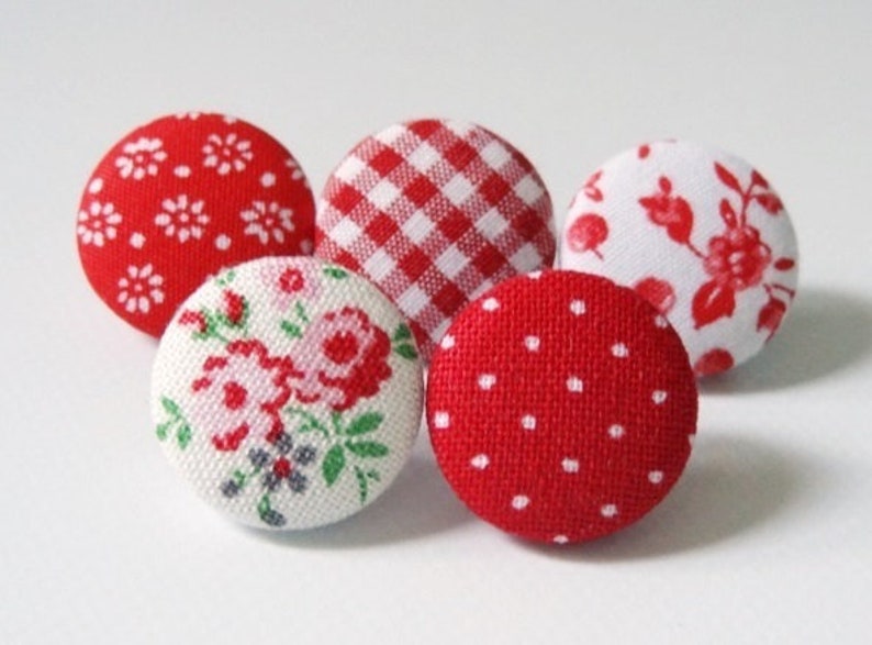 5 pin pins with fabric buttons Red mix image 2