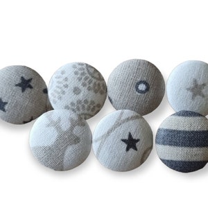 7 thumbtacks pins with fabric buttons ecru mix