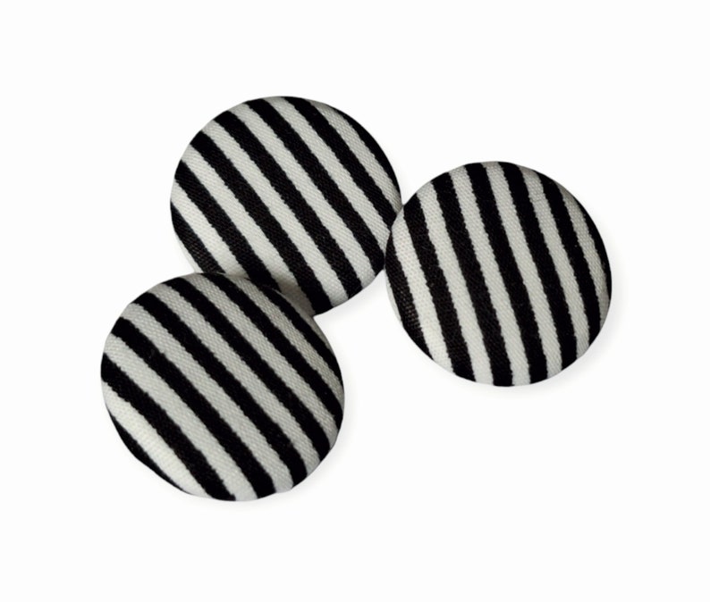 3 fabric buttons stripes black image 3