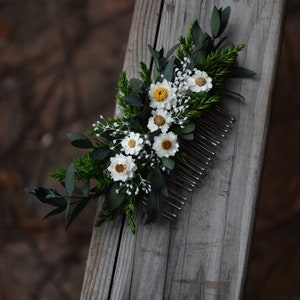Zielony grzebyk do włosów z suszonych i stabilizowanych kwiatów, rustykalna ozdoba ślubna, rustykalne wesele zdjęcie 1