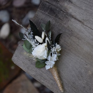 Rustic wedding buttonhole, Woodland dried boutonniere, Vintage or country wedding, Dried Flower Grooms Buttonhole