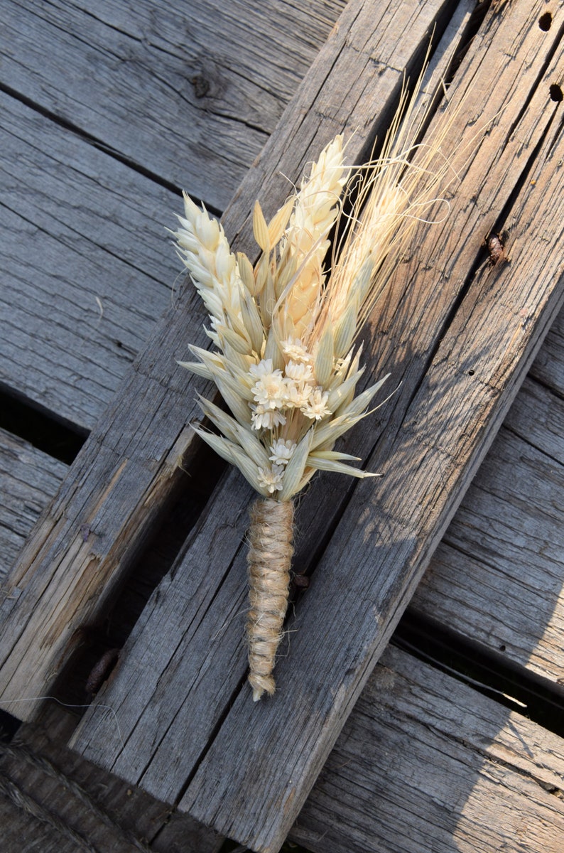 Rustic wedding buttonhole, Woodland dried boutonniere, Vintage or country wedding, Dried Flower Grooms Buttonhole image 3