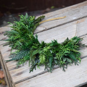 Green headband with eucalyptus and ferns , forest wedding, autumn headband, winter wedding