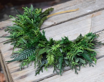 Green headband with eucalyptus and ferns , forest wedding, autumn headband, winter wedding