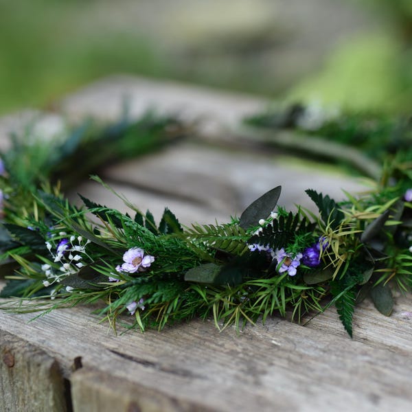 Christmas flower crown with eucalyptus, Wedding forest crown, Winter Green wreath, Wreath of dried and stabilized flowers, Rustic wedding